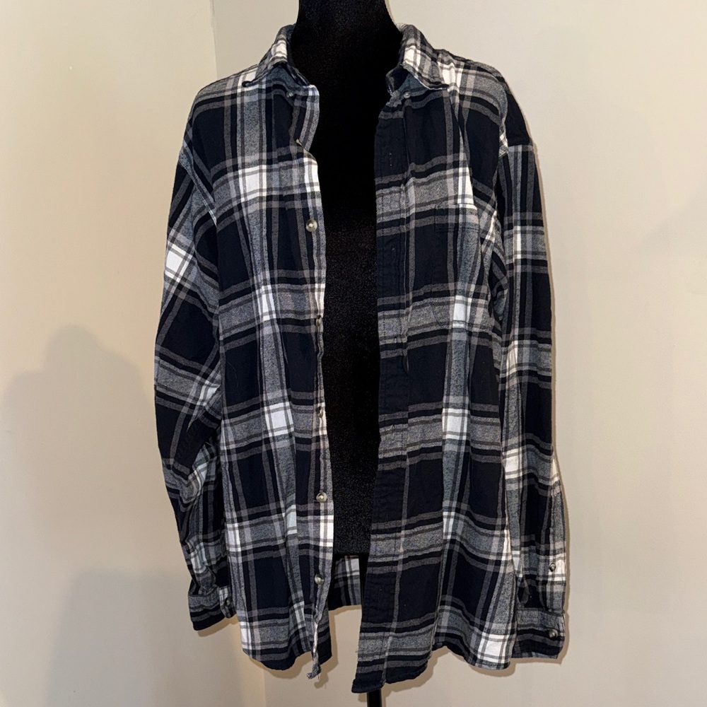Hobbs Creek Black and White Plaid Button-Up Shirt